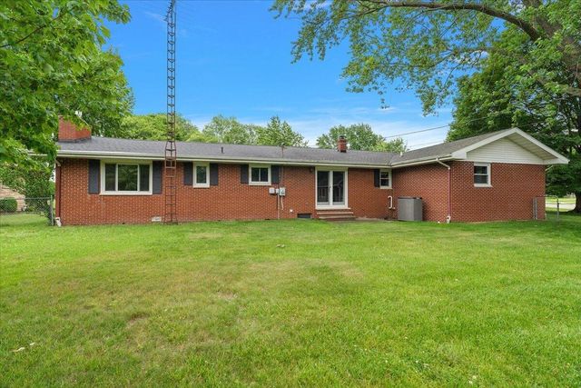 5866 Ponderosa Drive, Stevensville, MI 49127