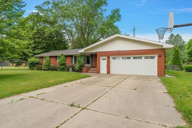5866 Ponderosa Drive, Stevensville, MI 49127