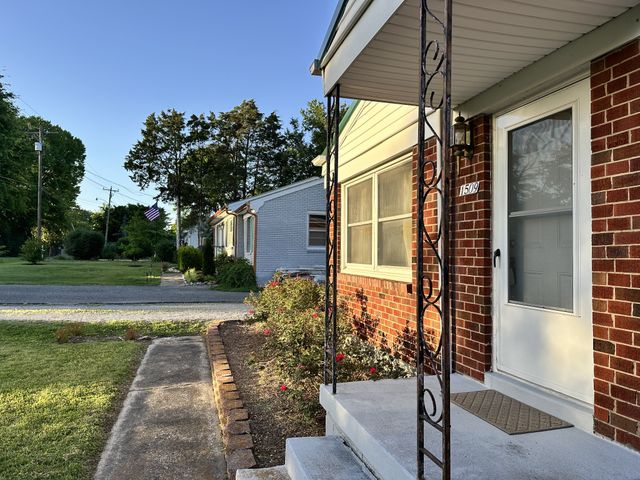 1509 Sunset Dr, Franklin, TN 37064