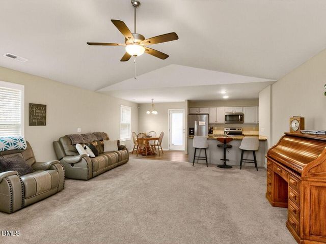 199 Sandcastle Lane, Four Oaks, NC 27524