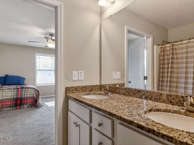 199 Sandcastle Lane, Four Oaks, NC 27524