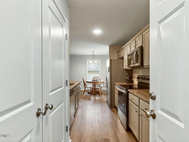 199 Sandcastle Lane, Four Oaks, NC 27524