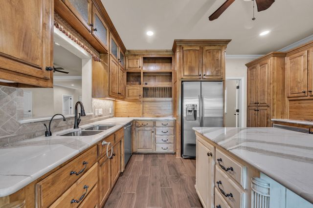 3809 Sumner Court, Sherman, TX 75090