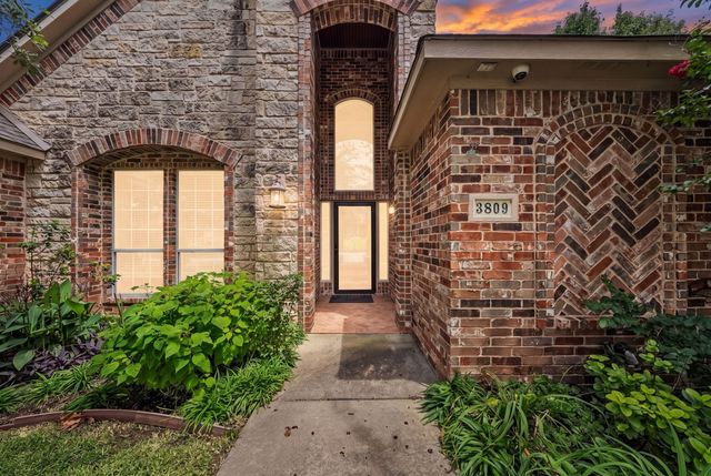 3809 Sumner Court, Sherman, TX 75090