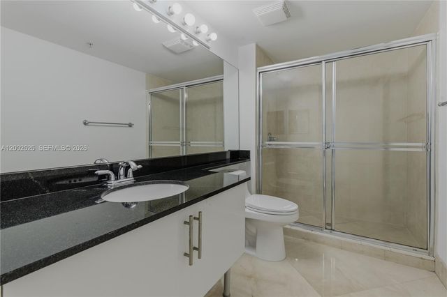 31 SE 5th St 2301, Miami, FL 33131