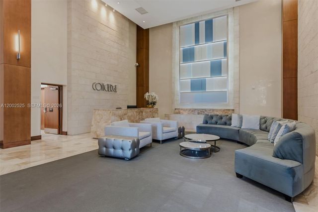 31 SE 5th St 2301, Miami, FL 33131