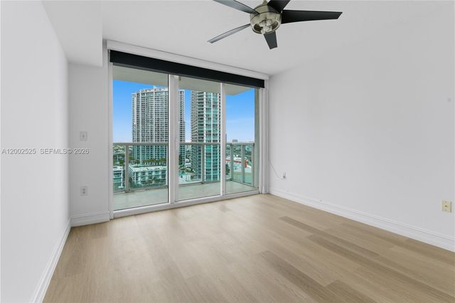 31 SE 5th St 2301, Miami, FL 33131