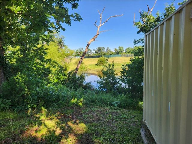 10909 7 Highway, Clinton, MO 64735
