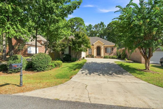26 Cambrooke, Hattiesburg, MS 39402
