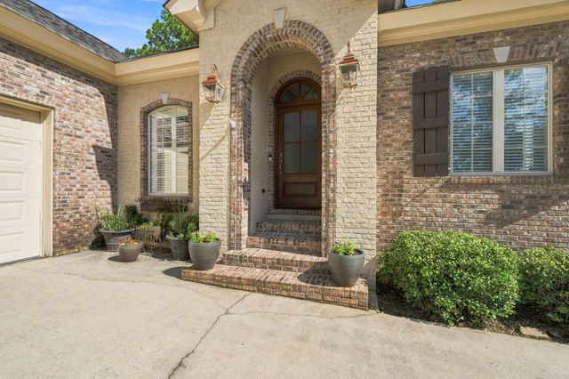 26 Cambrooke, Hattiesburg, MS 39402