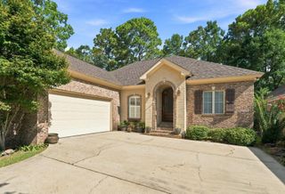 26 Cambrooke, Hattiesburg, MS 39402