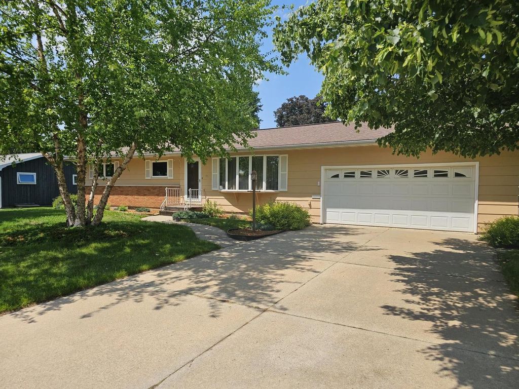 311 View Street, Tomah, WI 54660