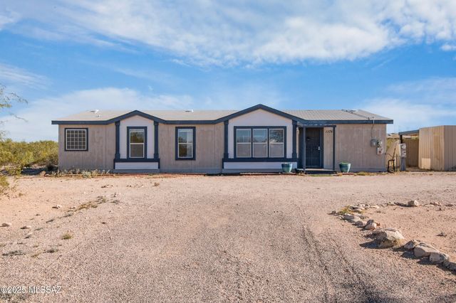 11745 S Kicking Horse Place, Vail, AZ 85641