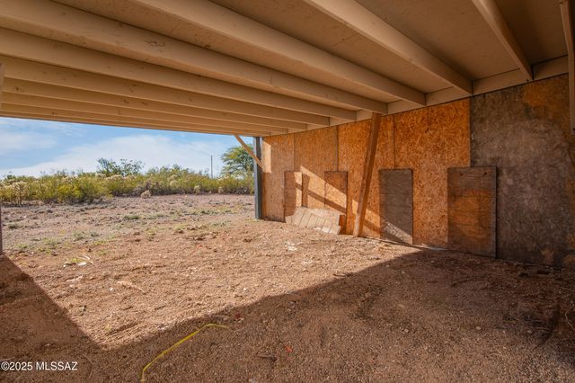 11745 S Kicking Horse Place, Vail, AZ 85641