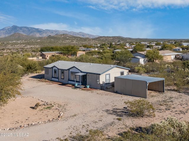 11745 S Kicking Horse Place, Vail, AZ 85641