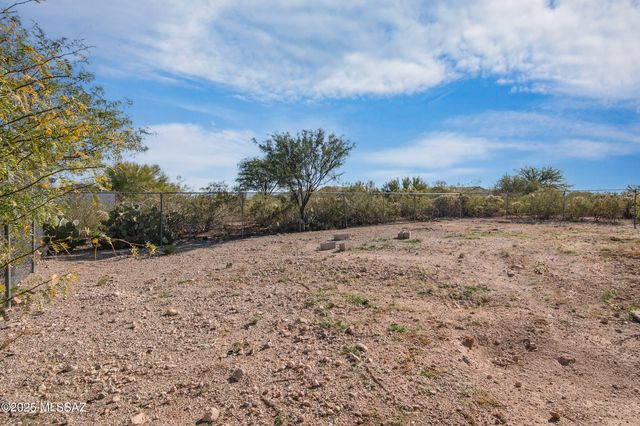 11745 S Kicking Horse Place, Vail, AZ 85641