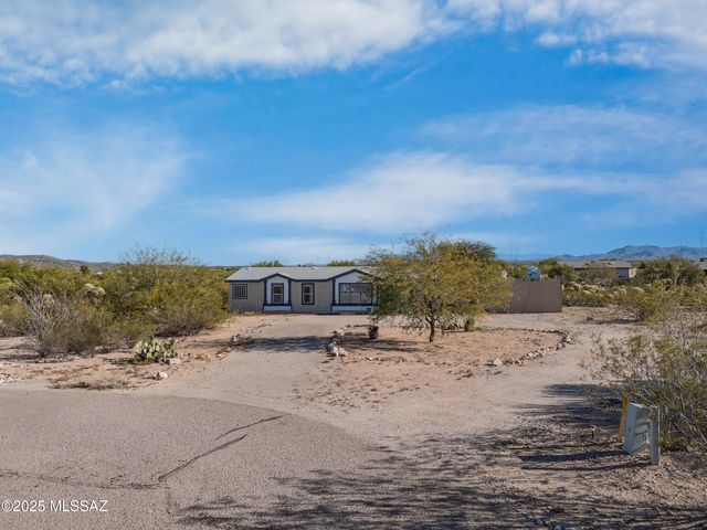 11745 S Kicking Horse Place, Vail, AZ 85641