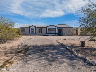 11745 S Kicking Horse Place, Vail, AZ 85641