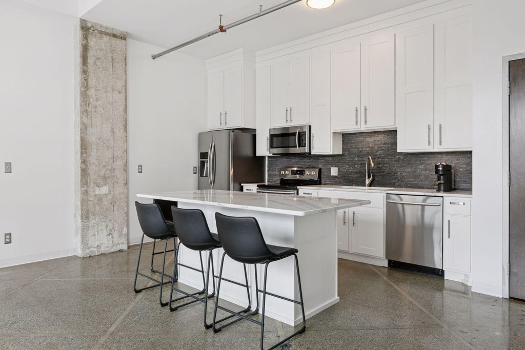 350 Saint Peter Street 908, Saint Paul, MN 55102 — photo 2