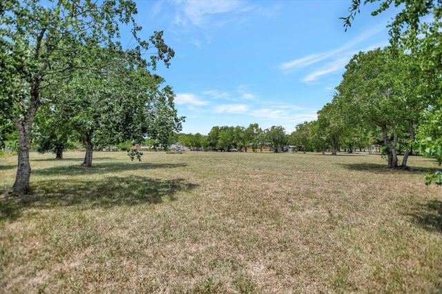 29115 Cherokee Lane, Waller, TX 77484