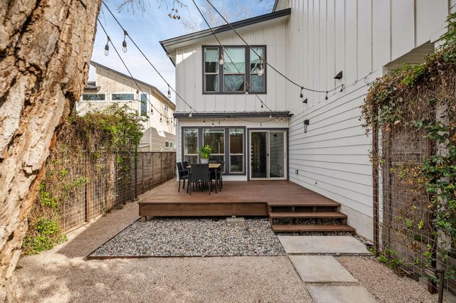 1124 Linden ST B, Austin, TX 78702