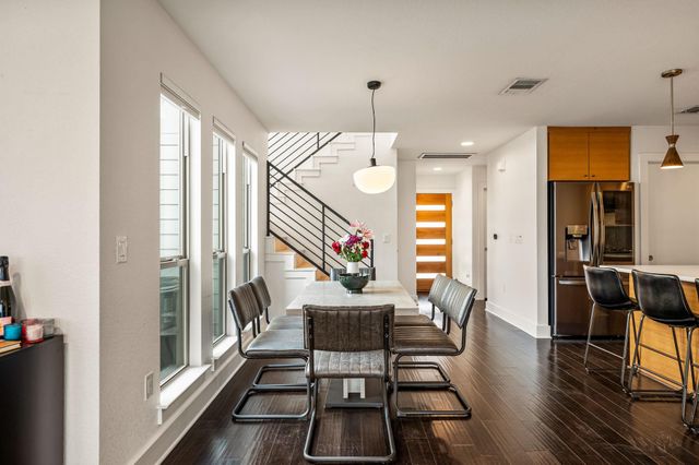 1124 Linden ST B, Austin, TX 78702