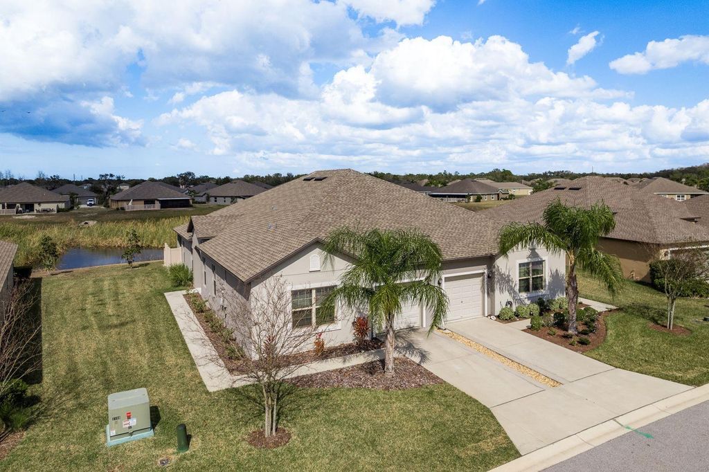 13387 CREST LAKE DRIVE, Hudson, FL 34669