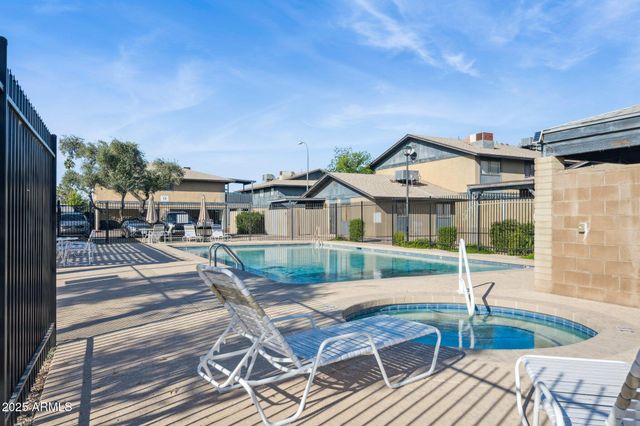 286 W Palomino Drive 79, Chandler, AZ 85225