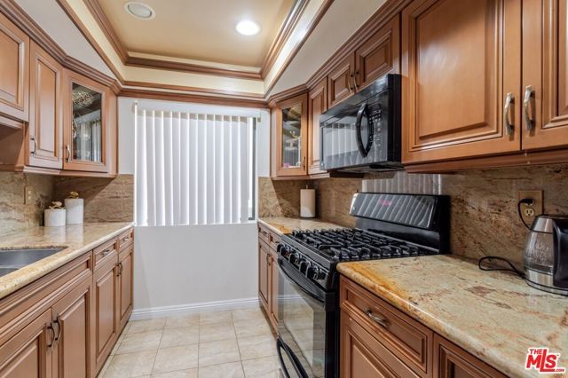 330 Burchett Street 206, Glendale, CA 91203