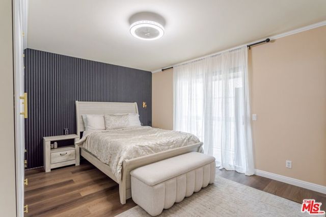 330 Burchett Street 206, Glendale, CA 91203