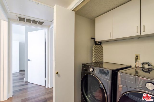 330 Burchett Street 206, Glendale, CA 91203