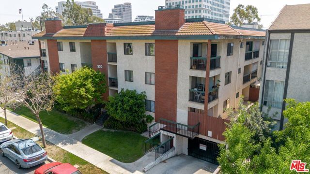 330 Burchett Street 206, Glendale, CA 91203