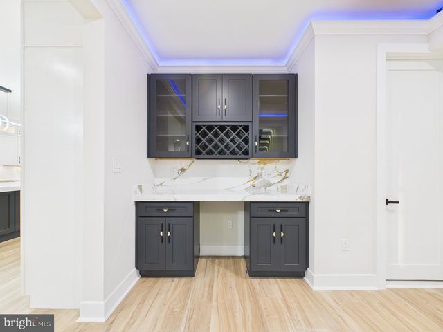 9900 BARBARA ANN LN, Fairfax, VA 22032