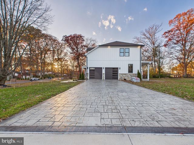 9900 BARBARA ANN LN, Fairfax, VA 22032