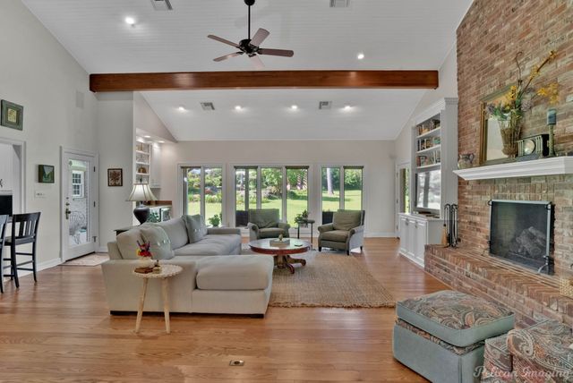 6706 Querbes Drive, Shreveport, LA 71106