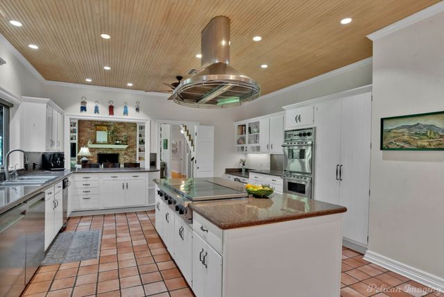 6706 Querbes Drive, Shreveport, LA 71106