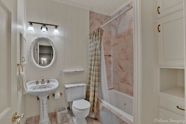 6706 Querbes Drive, Shreveport, LA 71106