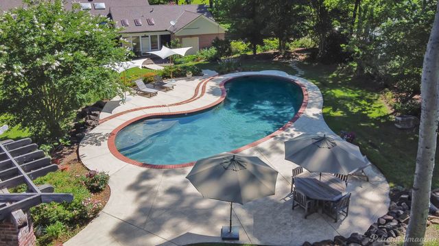 6706 Querbes Drive, Shreveport, LA 71106