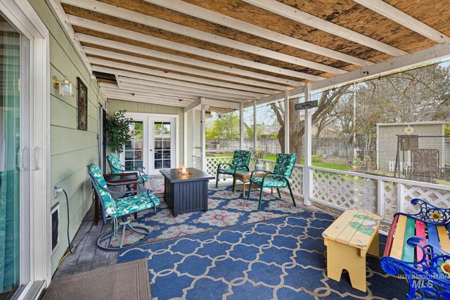 1995 N Wilmington Dr, Boise, ID 83704