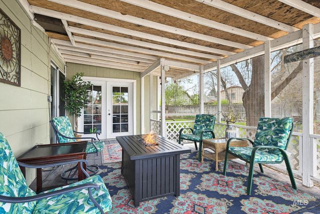 1995 N Wilmington Dr, Boise, ID 83704