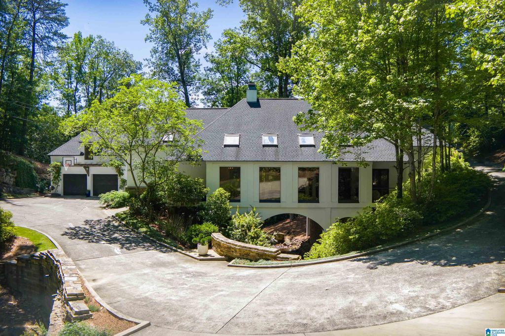 2211 LANE PARK ROAD, Mountain Brook, AL 35223