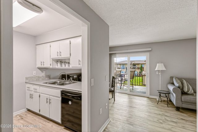 255 San Paulo Circle 11-255, West Melbourne, FL 32904