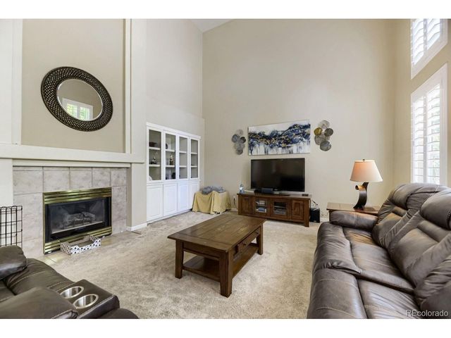 5860 S Espana St, Aurora, CO 80015