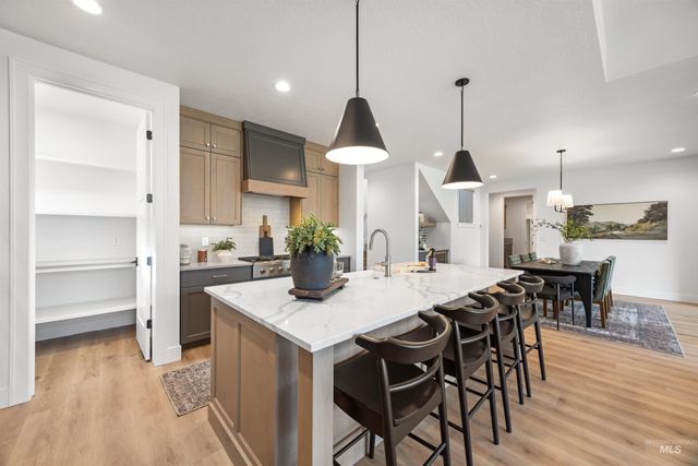 7176 N Firhill Pl, Eagle, ID 83616