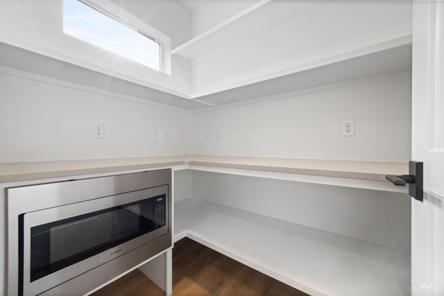 7176 N Firhill Pl, Eagle, ID 83616