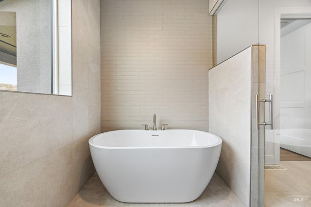 7176 N Firhill Pl, Eagle, ID 83616