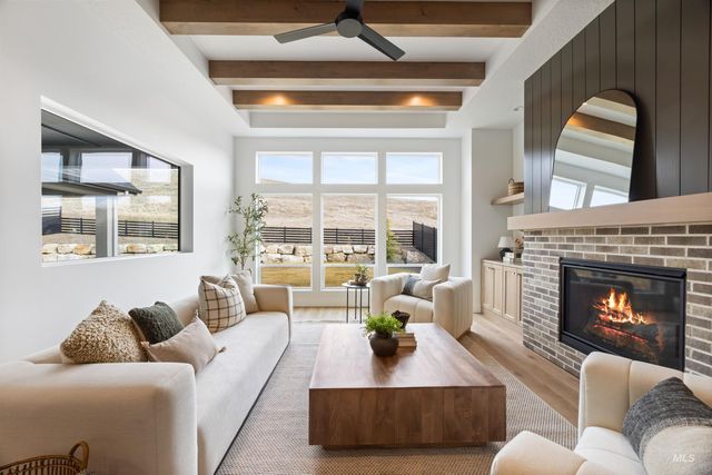 7176 N Firhill Pl, Eagle, ID 83616