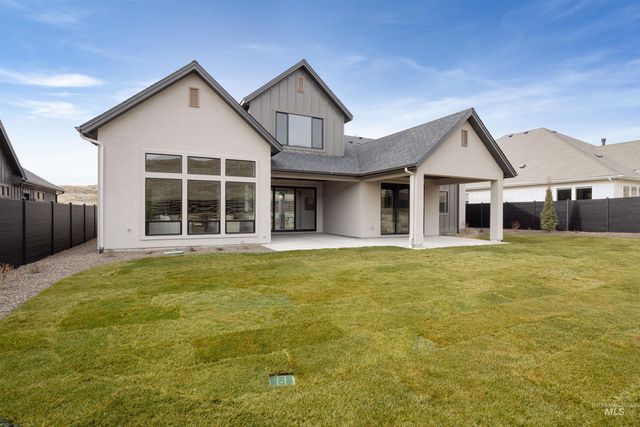 7176 N Firhill Pl, Eagle, ID 83616