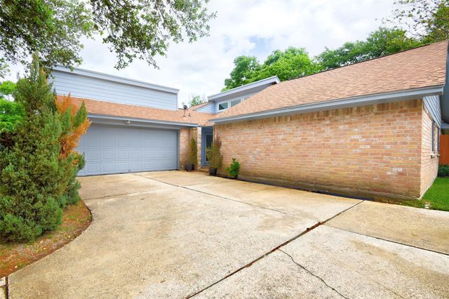 25810 Fairbrook Lane, Spring, TX 77373