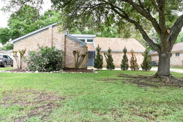 25810 Fairbrook Lane, Spring, TX 77373